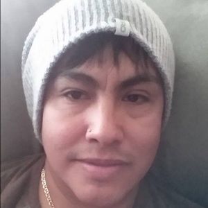 Meet your Posher, Cesar